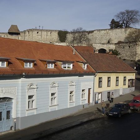 Várkapu Panzió Eger Exterior foto